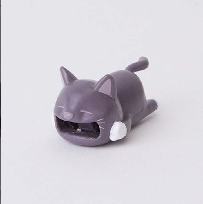 Black Cat-Zipper Bite